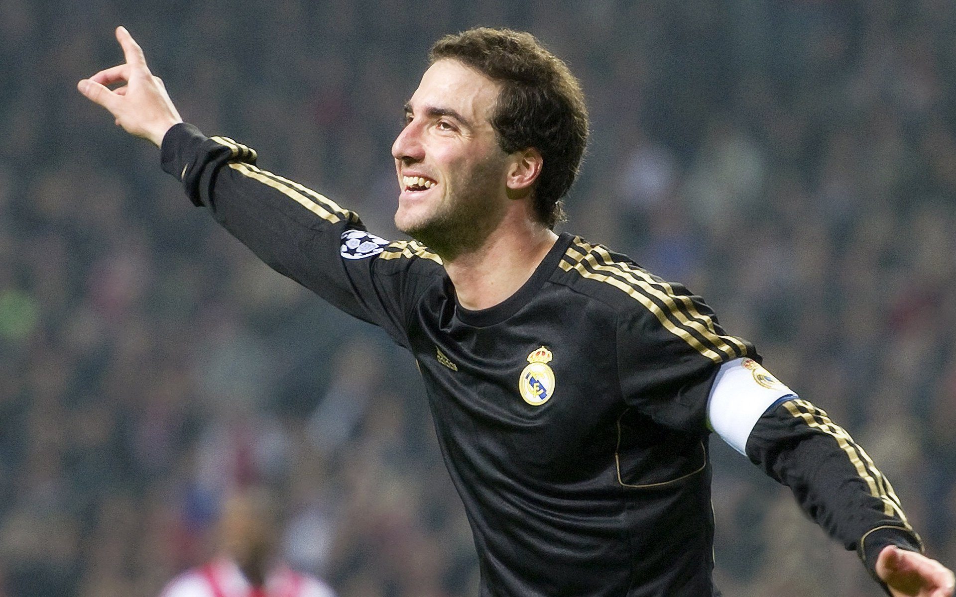 勇士打出节奏库里手感爆棚,勇士gm谈库里